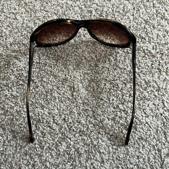 OLIVER PEOPLES Casella Sunglasses 61 13 135 - Picture 4 of 6